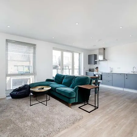 Amazing Flat With Beautiful Neighbourhood Views Appartement